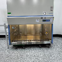 Thermo 1300 Series A2 6' Biosafety Cabinet image 2